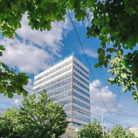 Otel Altus Old Town - Destigo Poznan