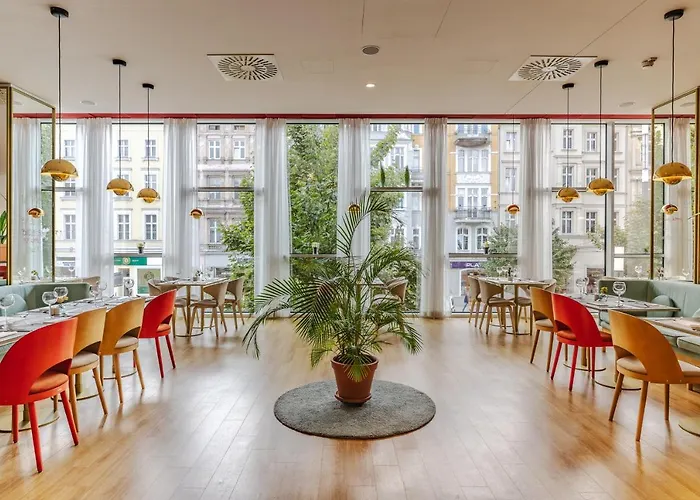 Altus Old Town - Destigo 3* Poznan