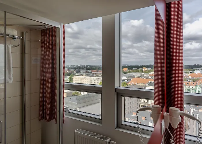 Altus Old Town - Destigo Poznan