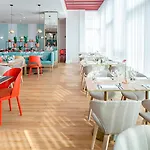 Altus Old Town - Destigo 3* Познань