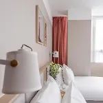 Altus Old Town - Destigo Отель Познань