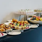 Отель Altus Old Town - Destigo