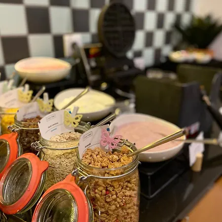 Altus Old Town - Destigo ポズナン