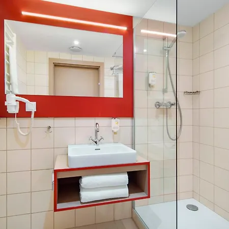 Altus Old Town - Destigo 3* Poznań