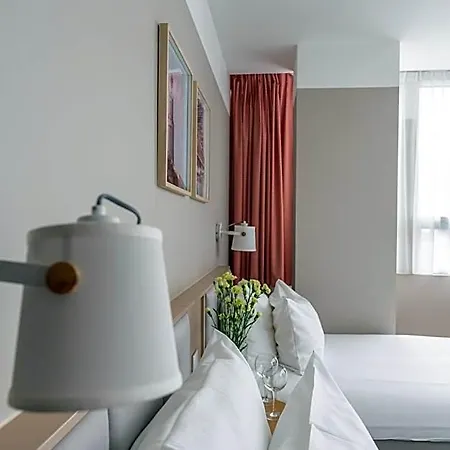 Altus Old Town - Destigo 3*