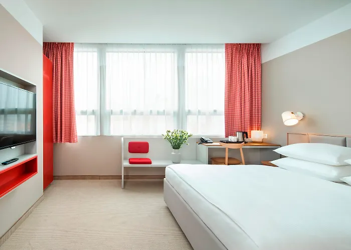 Отель Altus Old Town - Destigo Познань