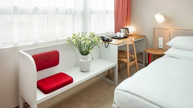 Отель Altus Old Town - Destigo 3*