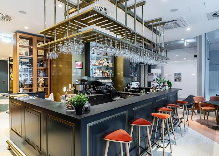 Altus Old Town - Destigo Hotel 3*